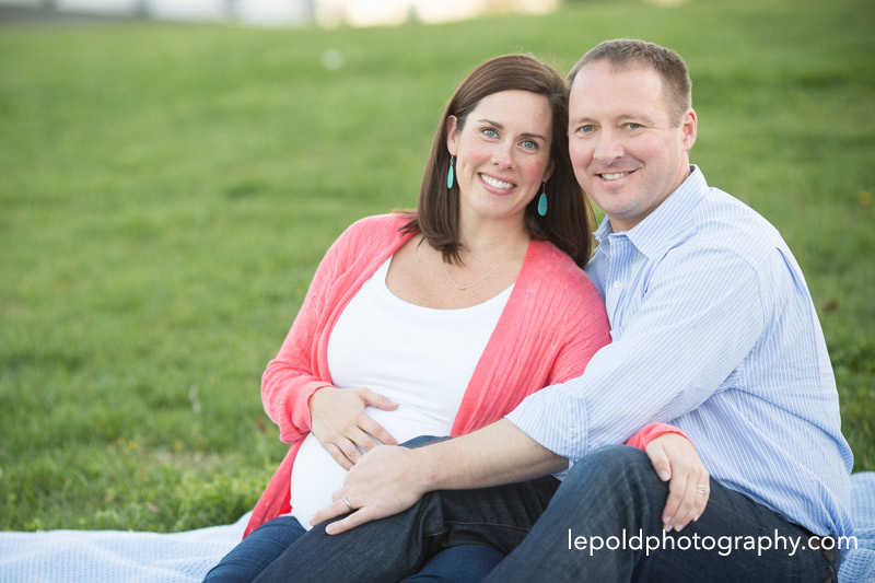 23 Air-Force-Memorial-DC-Maternity-Portraits Lepold Photography