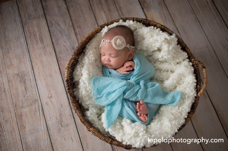 021-nova-newborn-photographer-lepold-photography